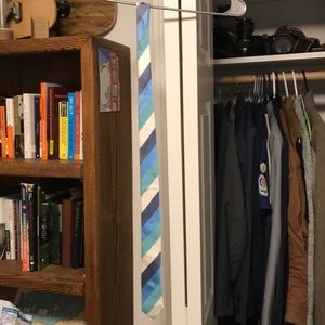Penguin skinny neck tie.